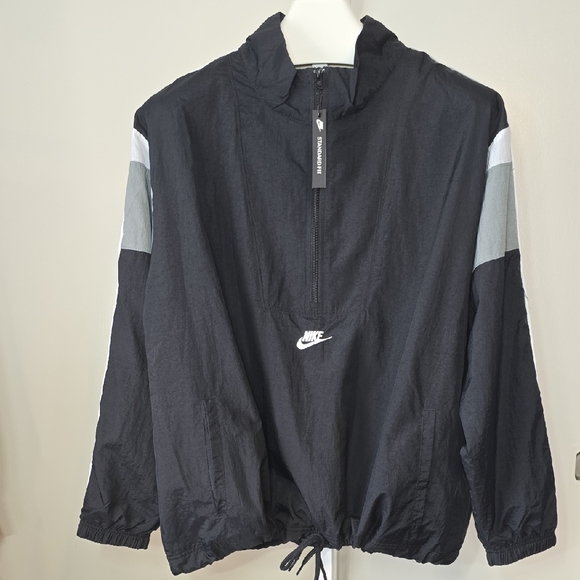 Nike Black and Gray Pullover Jacket ☆☆Flash Sale☆☆ - Picture 1 of 11